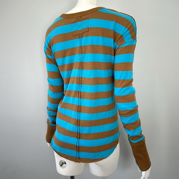 We The Free Sail Away Long Sleeve Tee Savannah Blue Combo NWOT - Picture 11 of 14